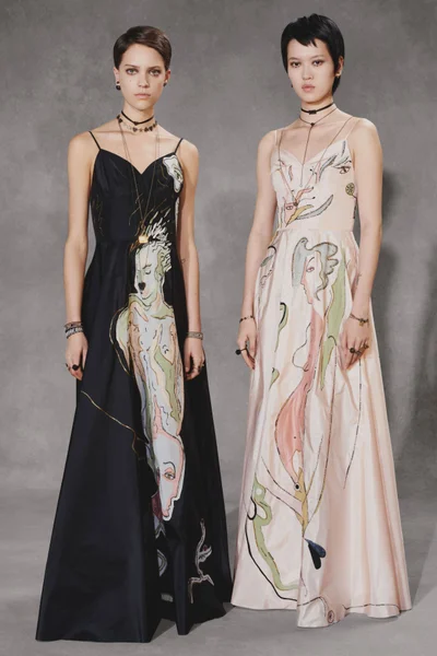 Look 19
